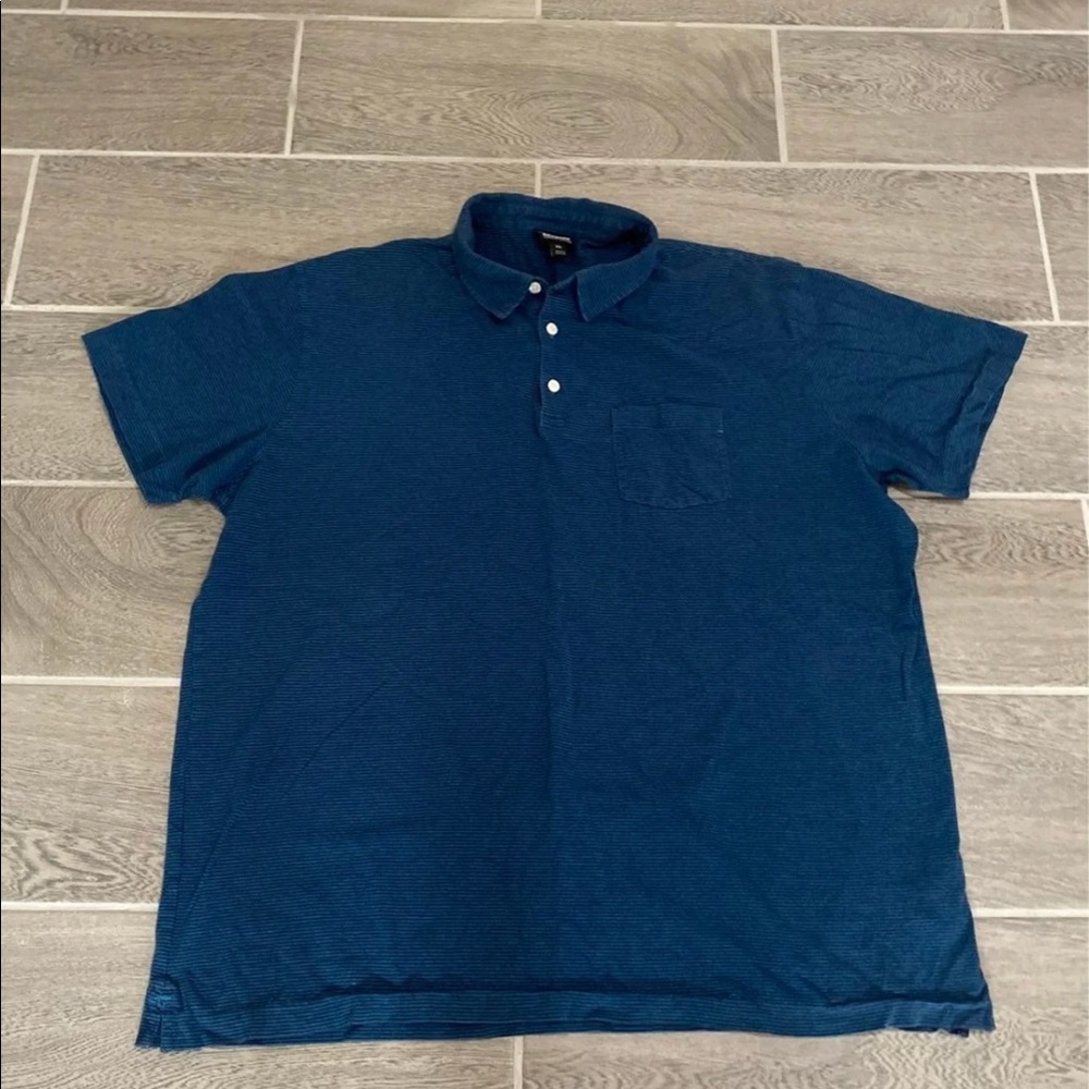 Patagonia Blue striped 3 button up collared shirt